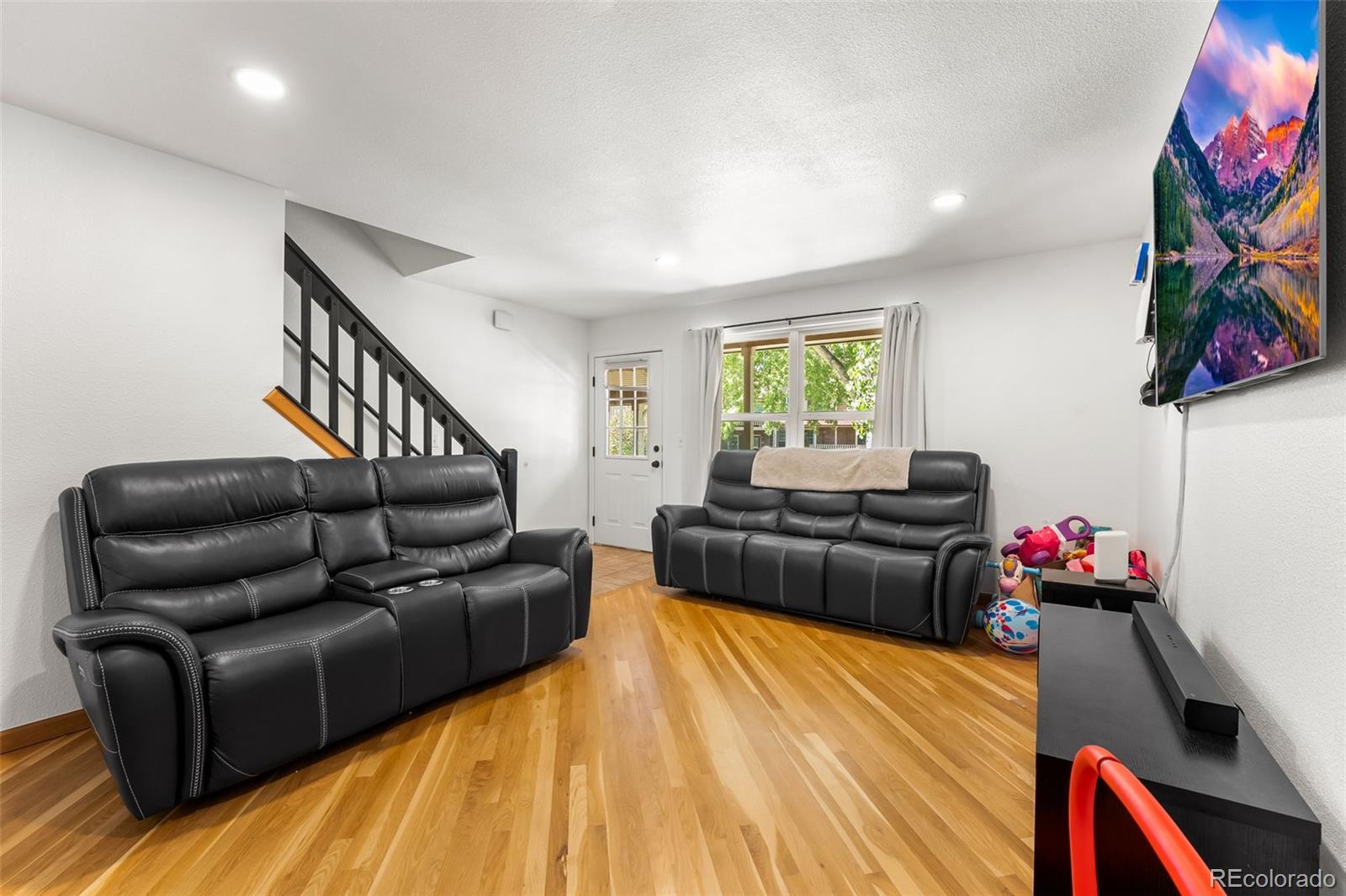 MLS Image #7 for 152  pheasant run,louisville, Colorado