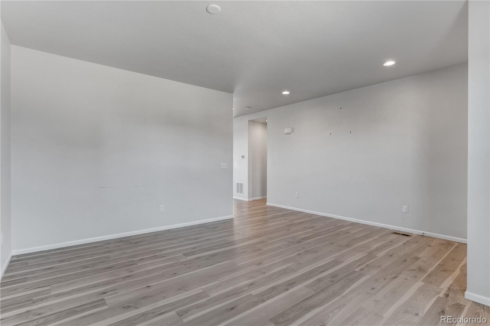 MLS Image #10 for 7778 s old hammer way,aurora, Colorado