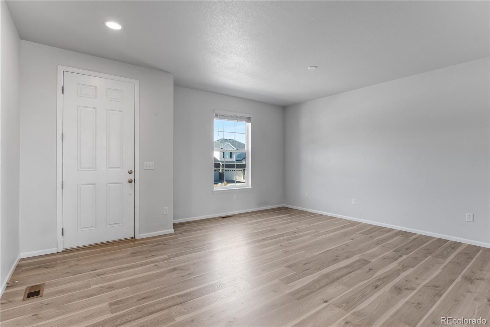 MLS Image #11 for 7778 s old hammer way,aurora, Colorado