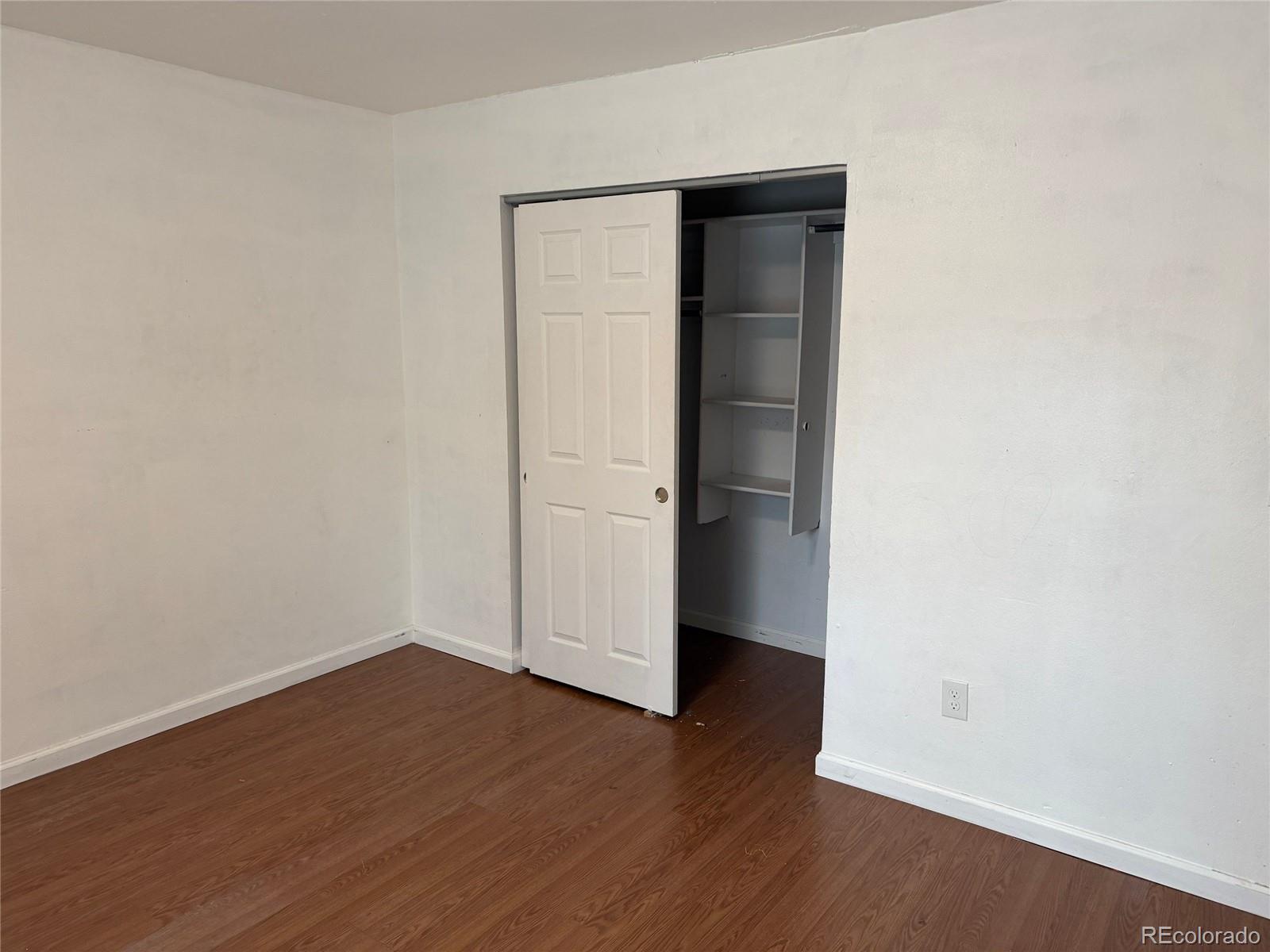 MLS Image #13 for 3550 s harlan street,denver, Colorado