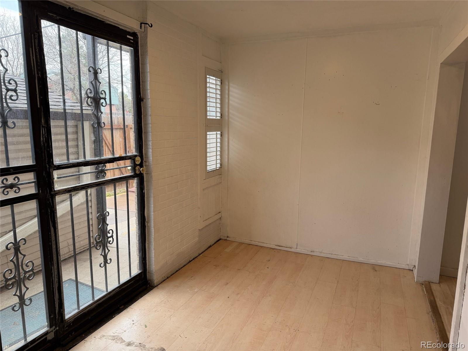 MLS Image #18 for 3550 s harlan street,denver, Colorado