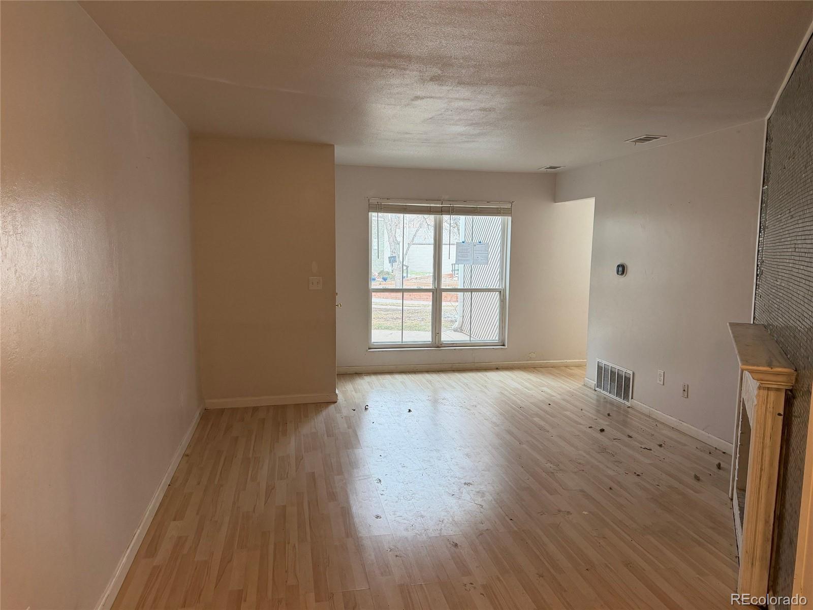 MLS Image #3 for 3550 s harlan street,denver, Colorado
