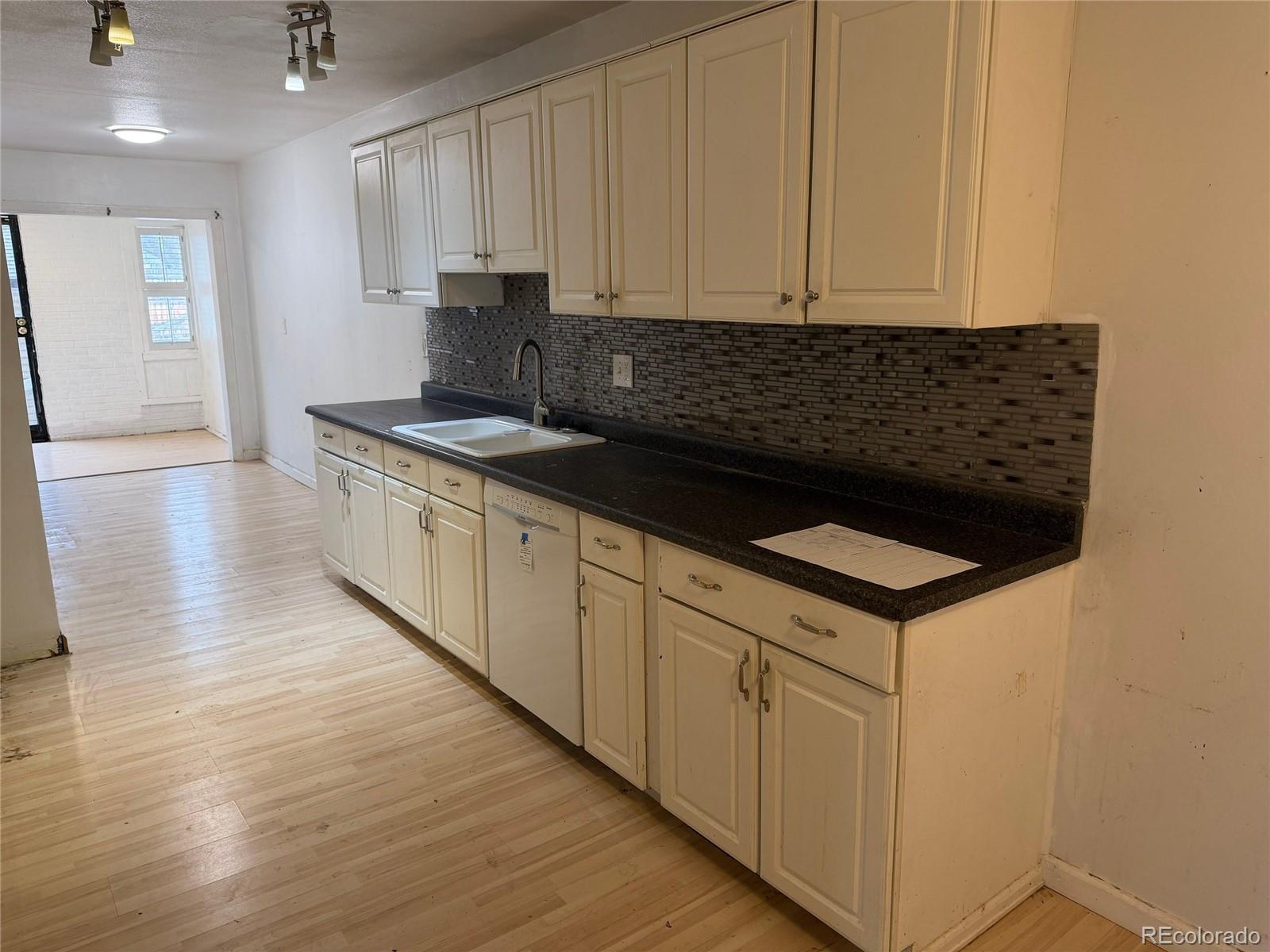 MLS Image #5 for 3550 s harlan street,denver, Colorado