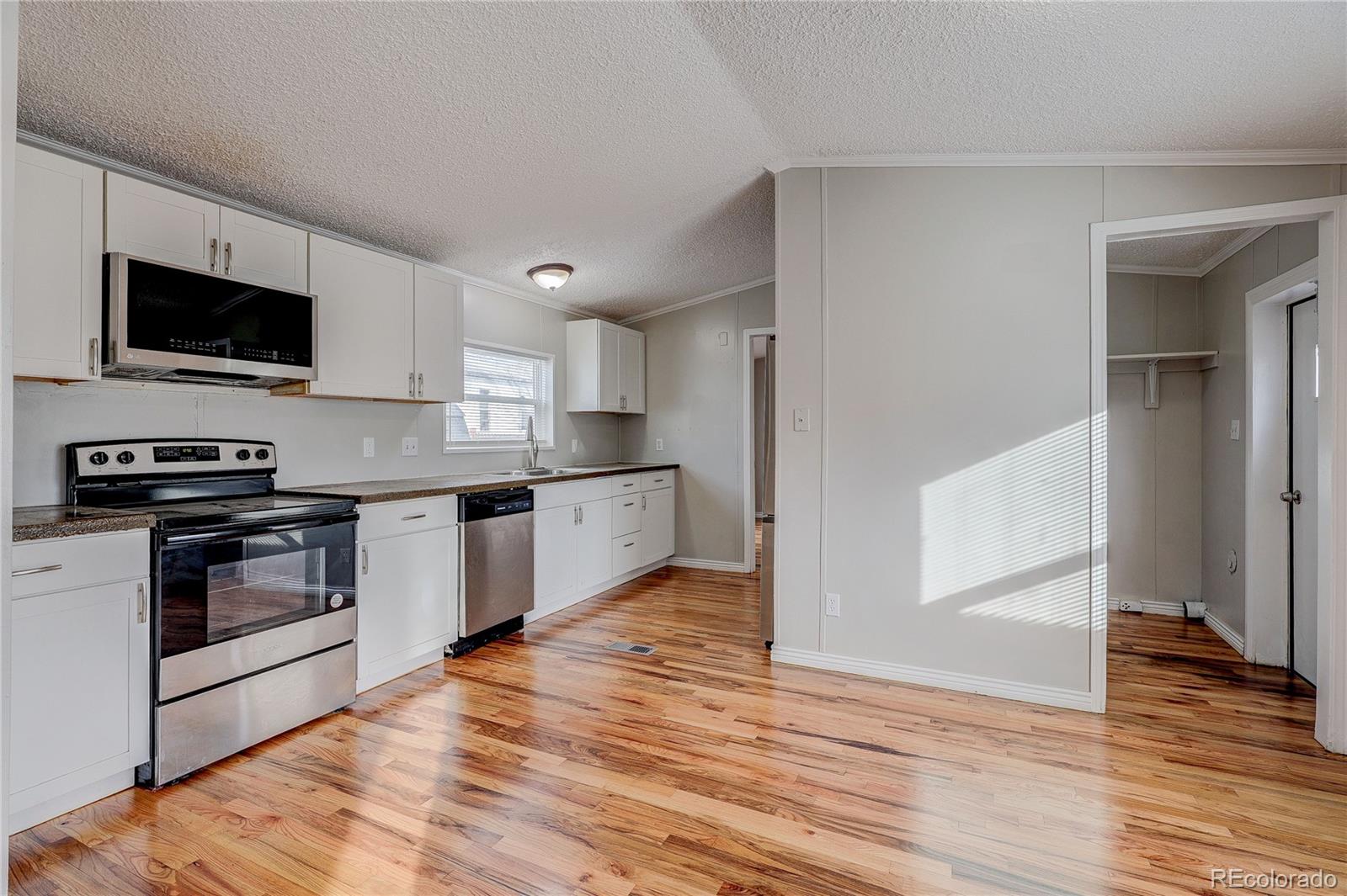 MLS Image #10 for 8480  madison way,denver, Colorado