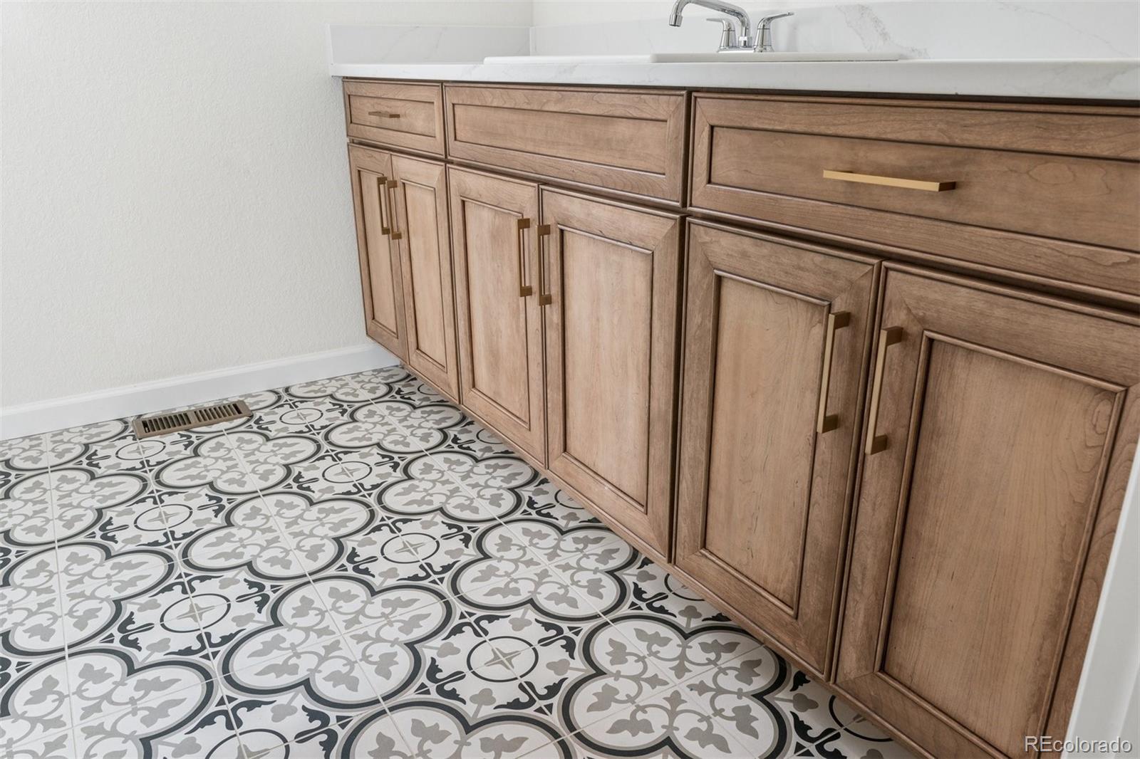 MLS Image #24 for 12851 w roxbury place,littleton, Colorado