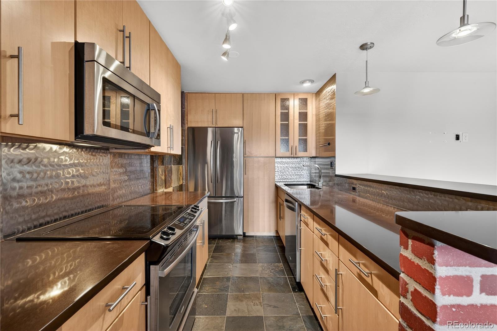 MLS Image #8 for 460 s marion parkway 505,denver, Colorado