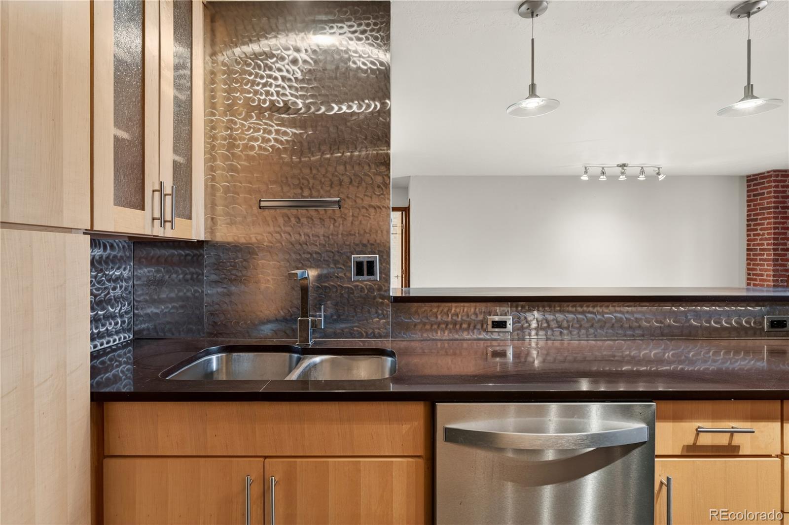 MLS Image #9 for 460 s marion parkway 505,denver, Colorado