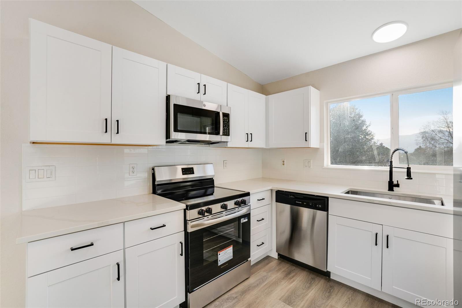 MLS Image #5 for 3865  chinawood court,colorado springs, Colorado