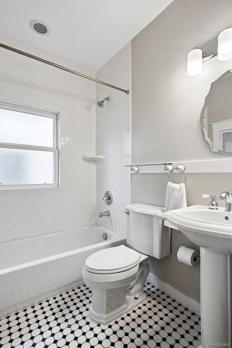 MLS Image #19 for 945  adams street,denver, Colorado