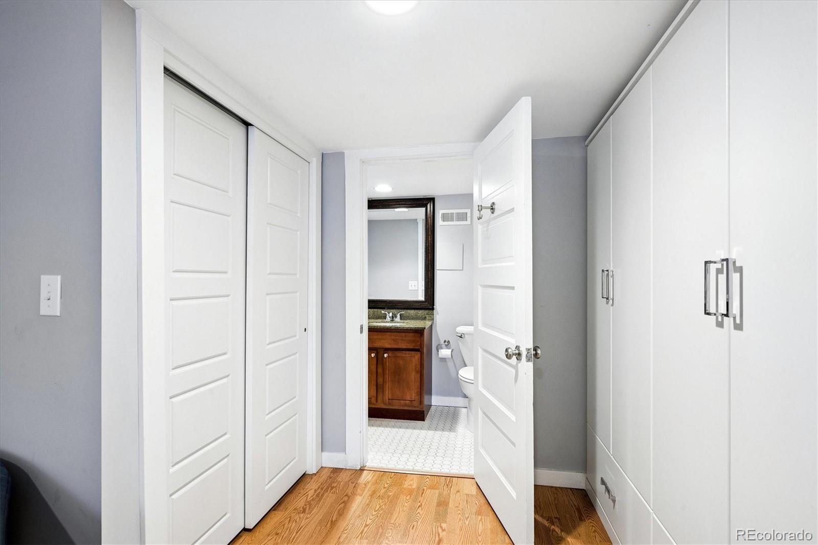 MLS Image #28 for 945  adams street,denver, Colorado