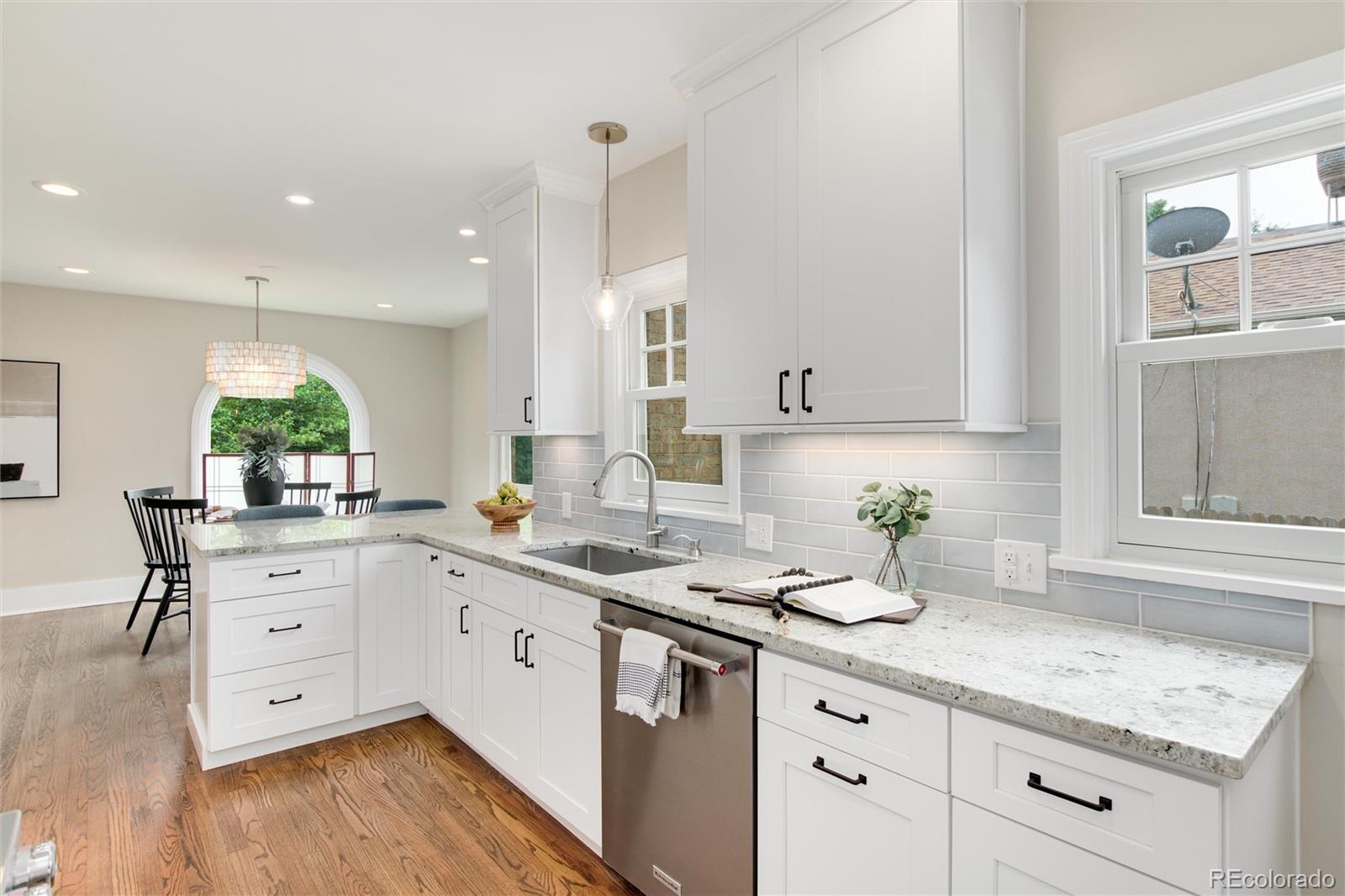MLS Image #13 for 1643  krameria street,denver, Colorado