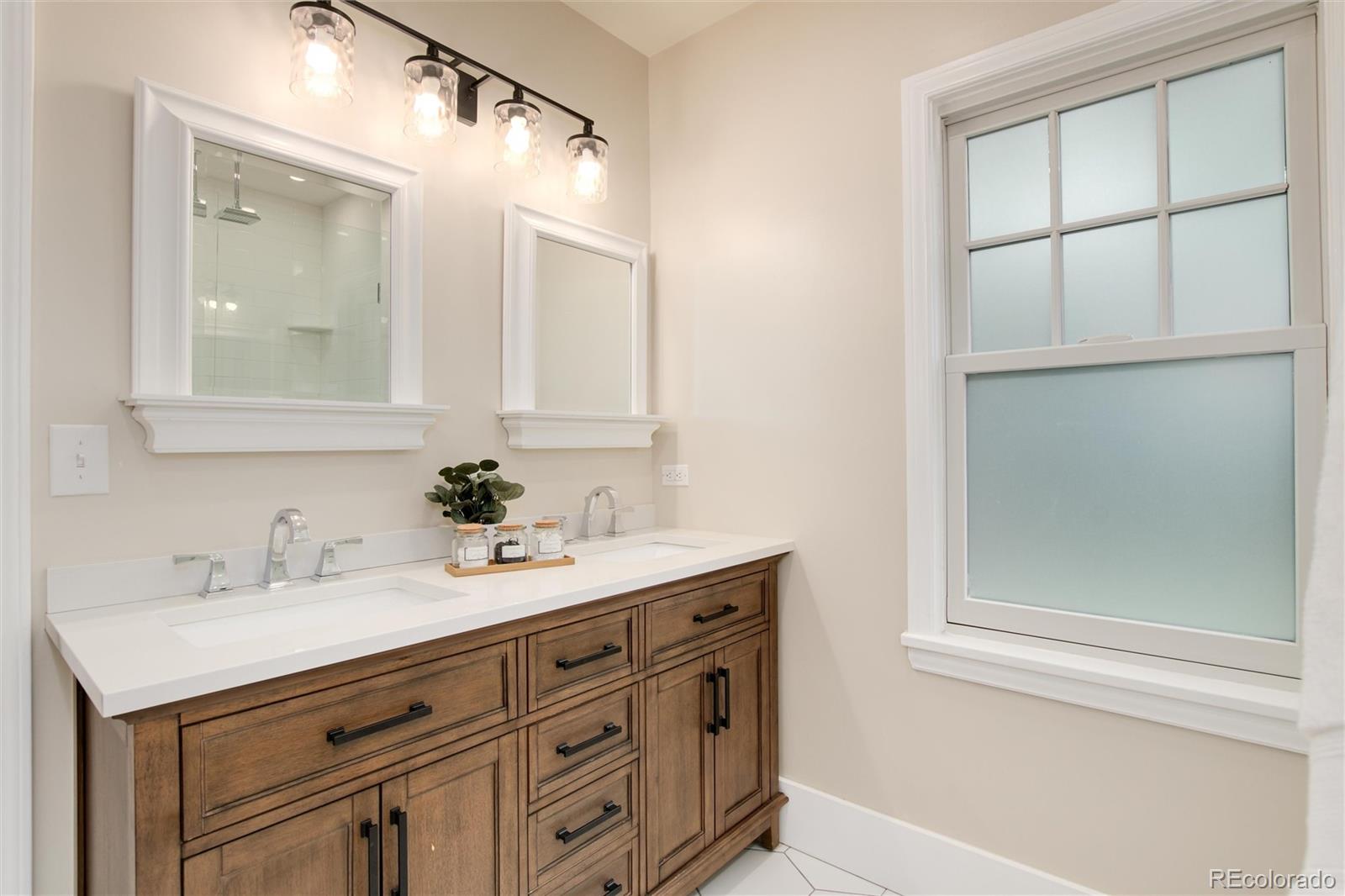 MLS Image #21 for 1643  krameria street,denver, Colorado