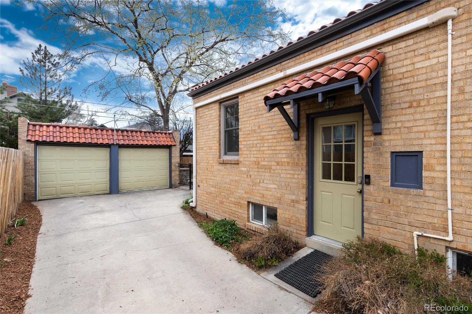 MLS Image #42 for 1643  krameria street,denver, Colorado