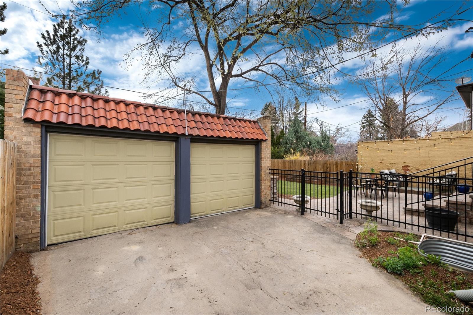 MLS Image #43 for 1643  krameria street,denver, Colorado