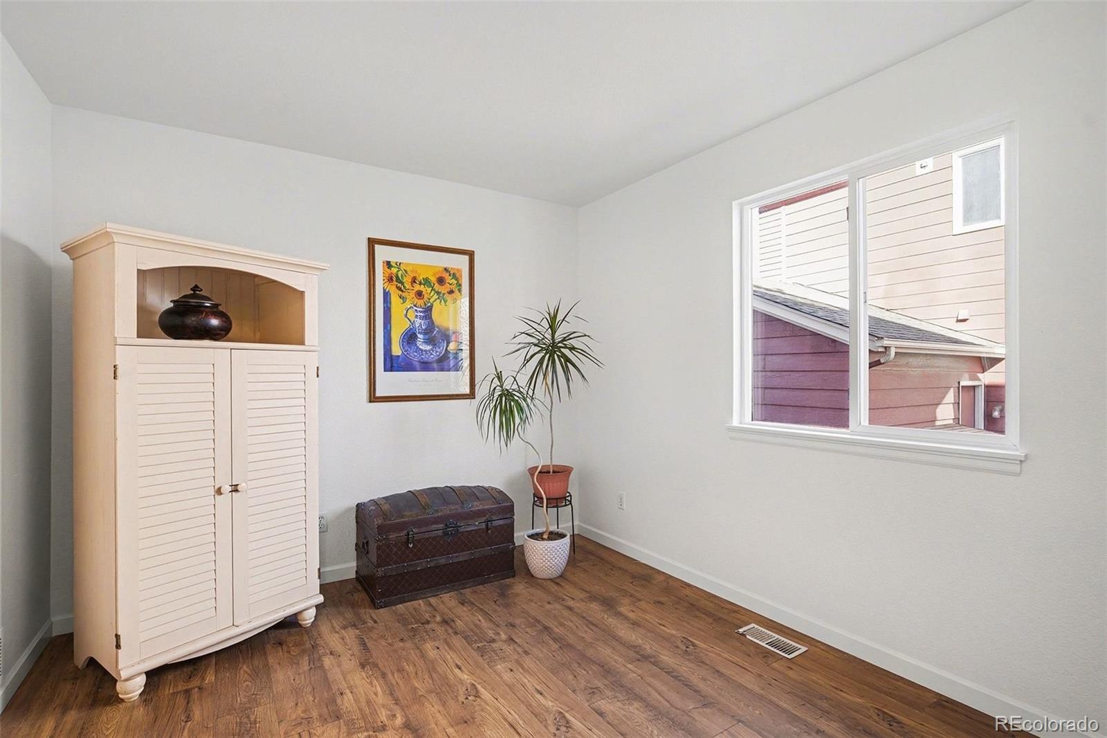 MLS Image #14 for 329  simmons street,erie, Colorado