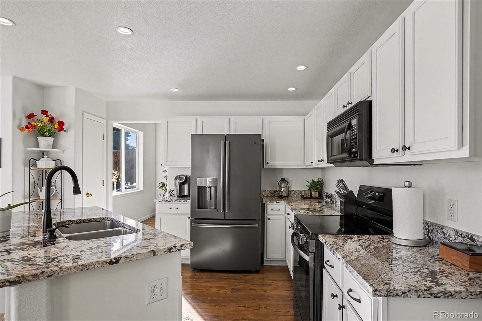 MLS Image #9 for 329  simmons street,erie, Colorado
