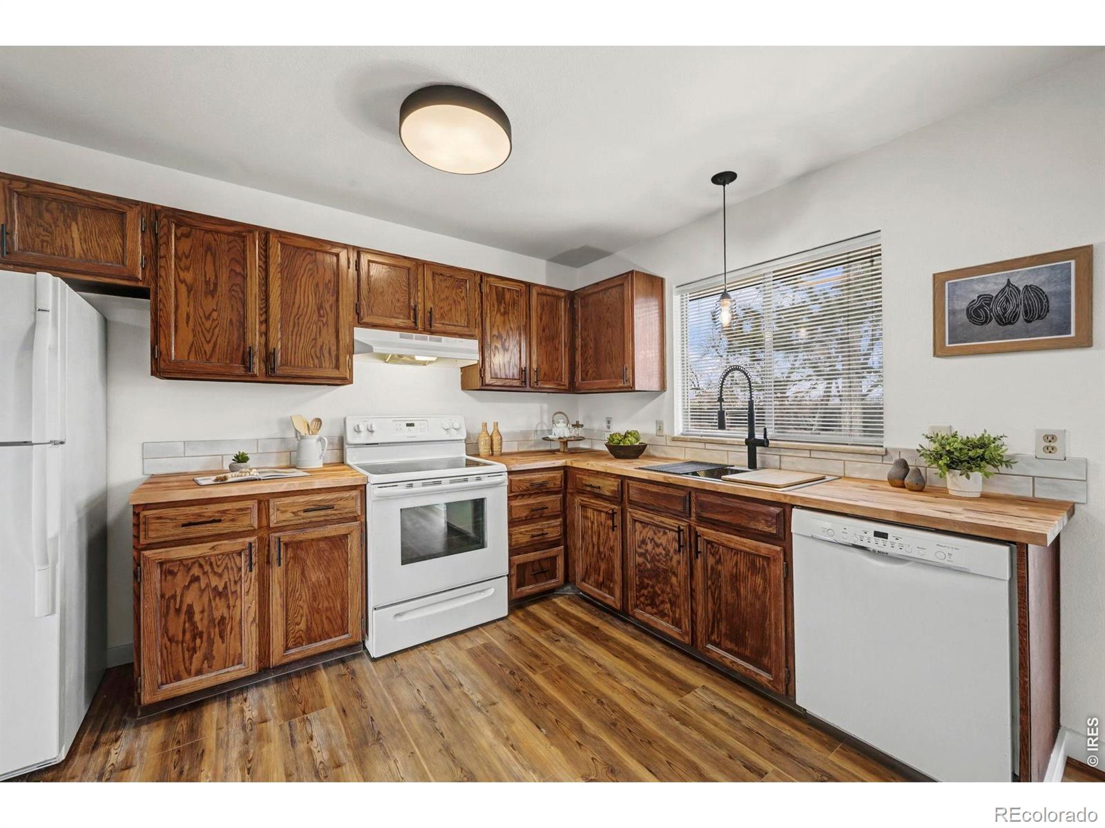 MLS Image #8 for 2437  lincoln street,longmont, Colorado