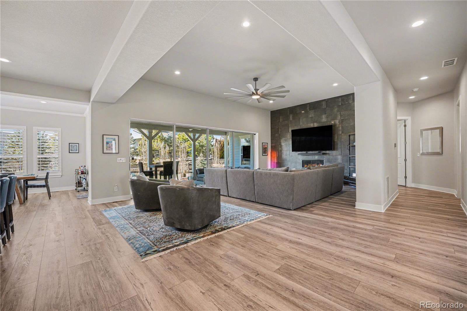 MLS Image #14 for 27600 e lakeview drive,aurora, Colorado