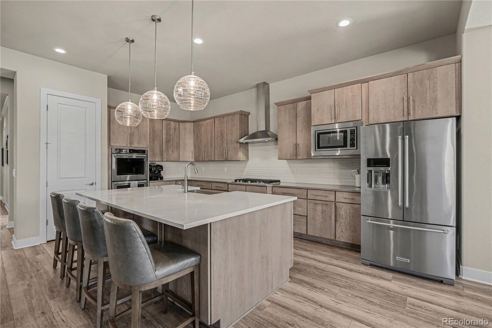 MLS Image #23 for 27600 e lakeview drive,aurora, Colorado