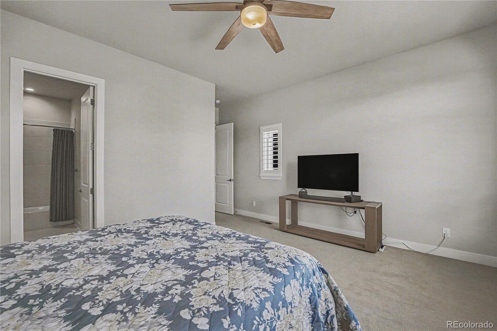 MLS Image #36 for 27600 e lakeview drive,aurora, Colorado