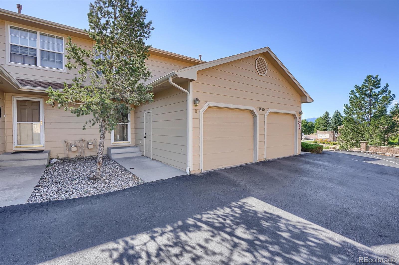 MLS Image #1 for 2430  hamlet lane b,colorado springs, Colorado