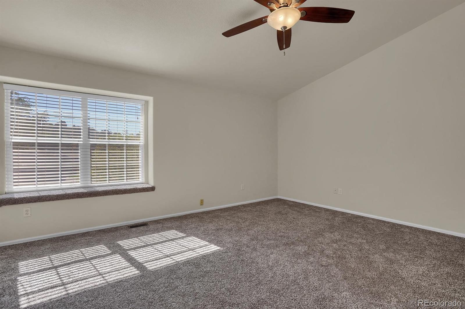 MLS Image #14 for 2430  hamlet lane b,colorado springs, Colorado