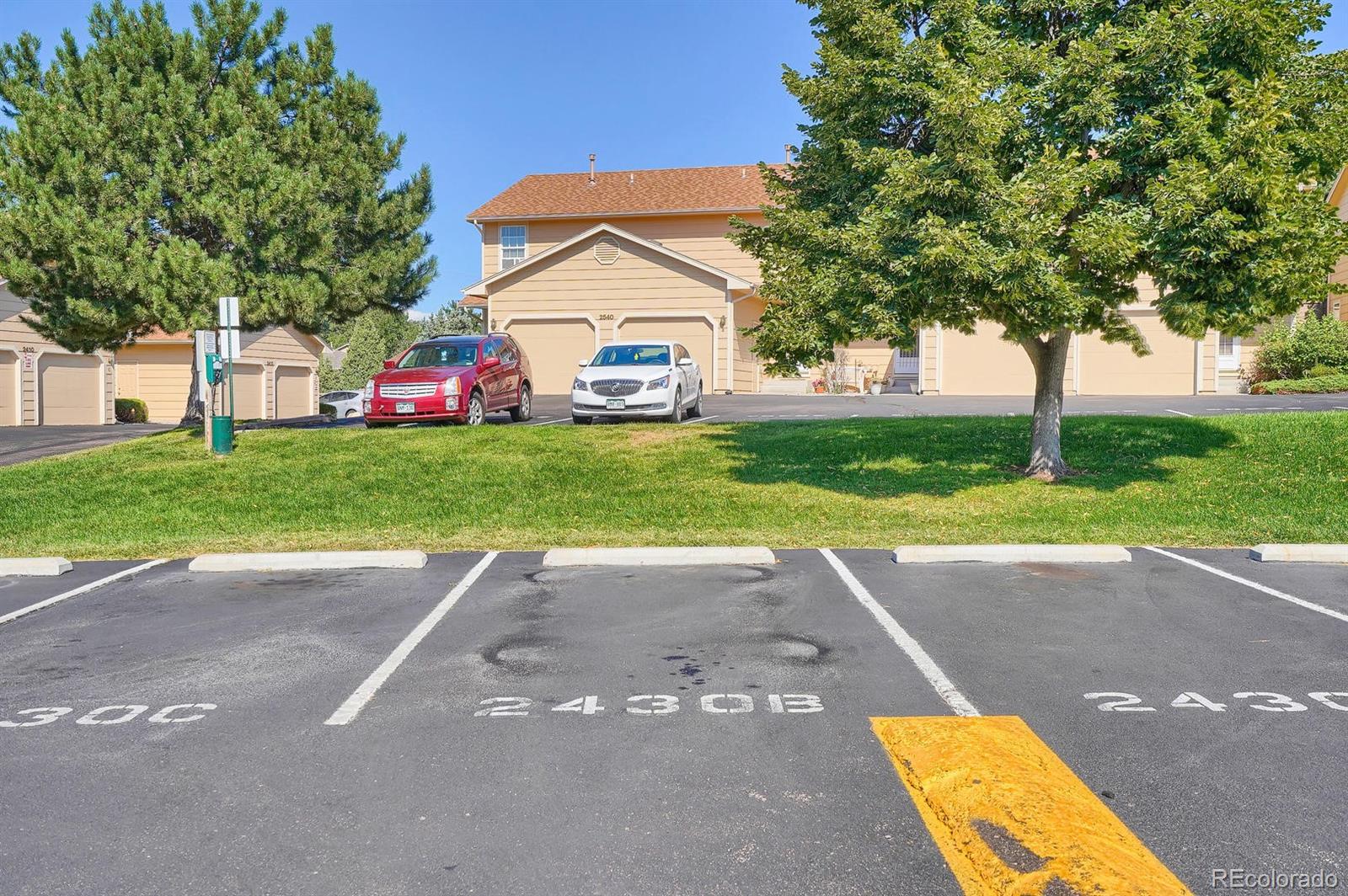 MLS Image #29 for 2430  hamlet lane b,colorado springs, Colorado
