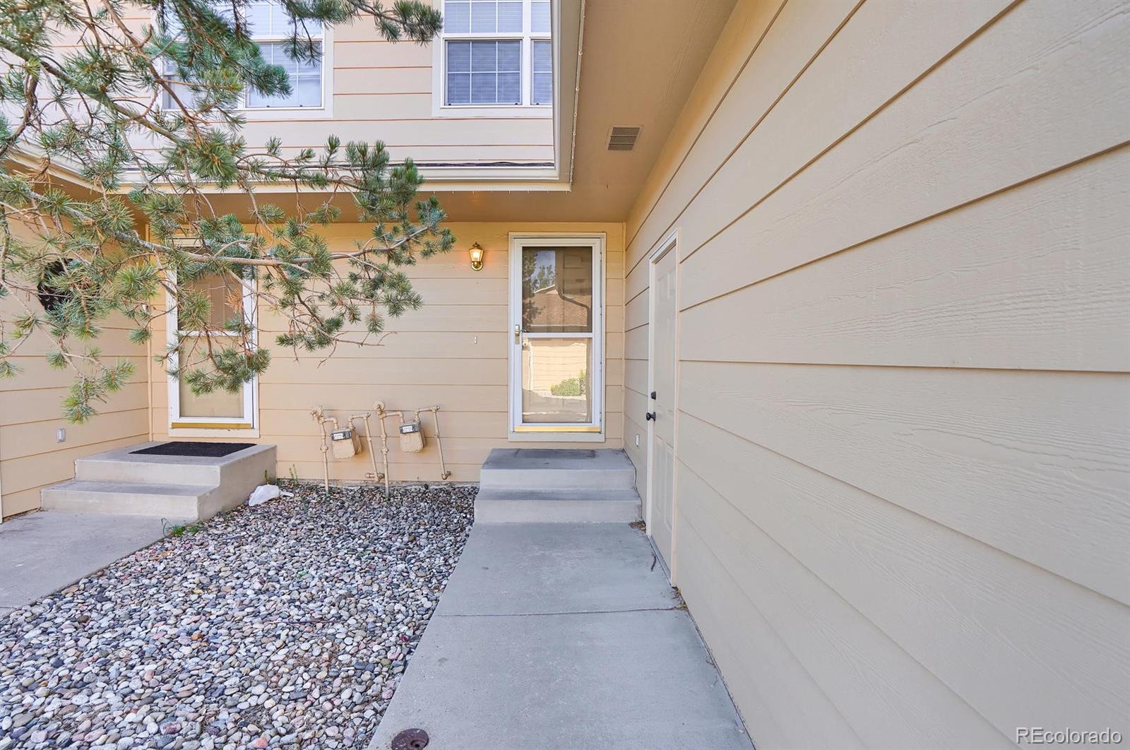 MLS Image #3 for 2430  hamlet lane b,colorado springs, Colorado