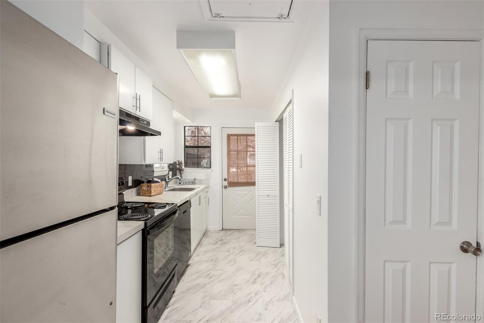 MLS Image #15 for 8176  washington street 113,denver, Colorado