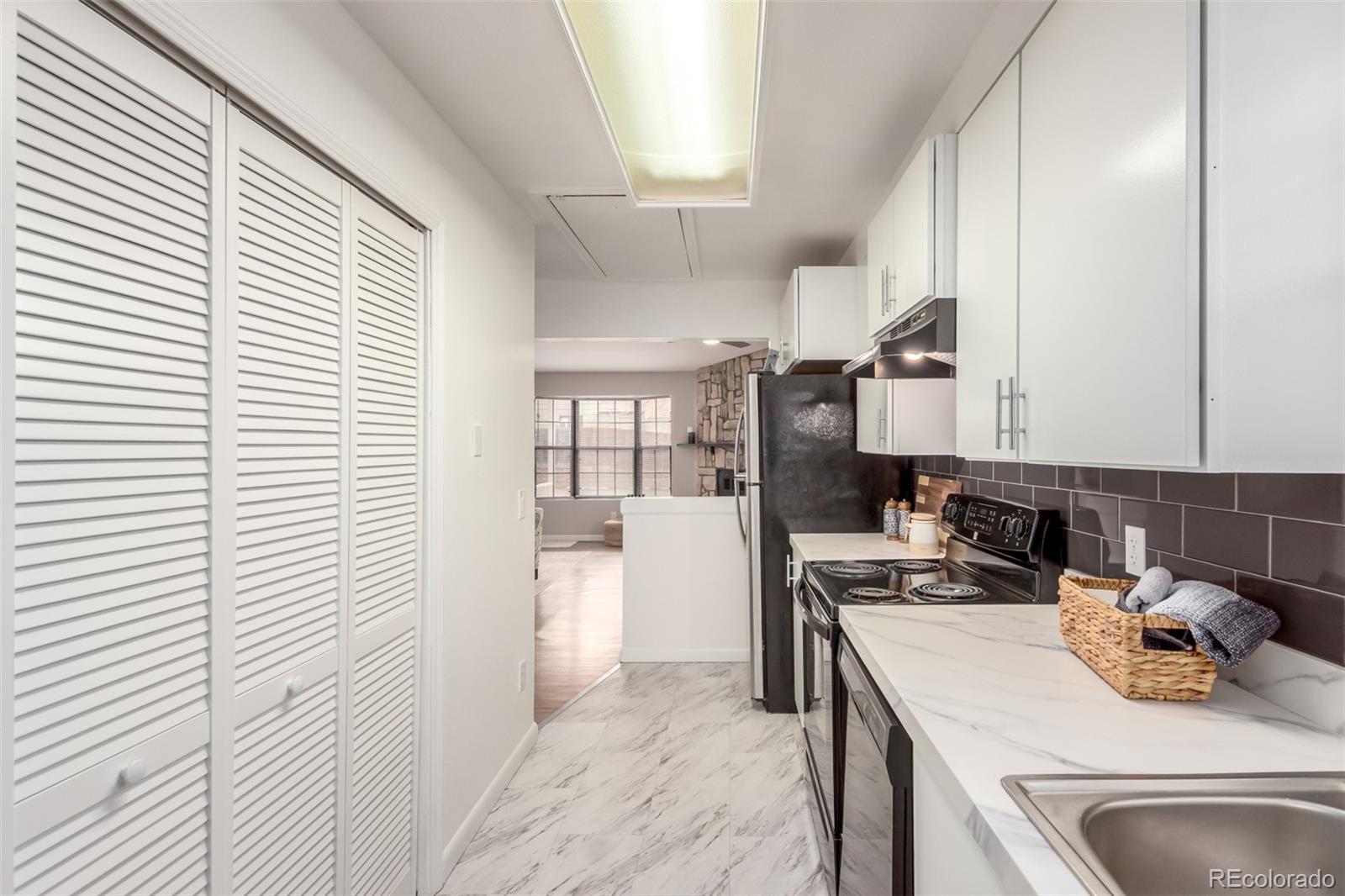 MLS Image #18 for 8176  washington street 113,denver, Colorado