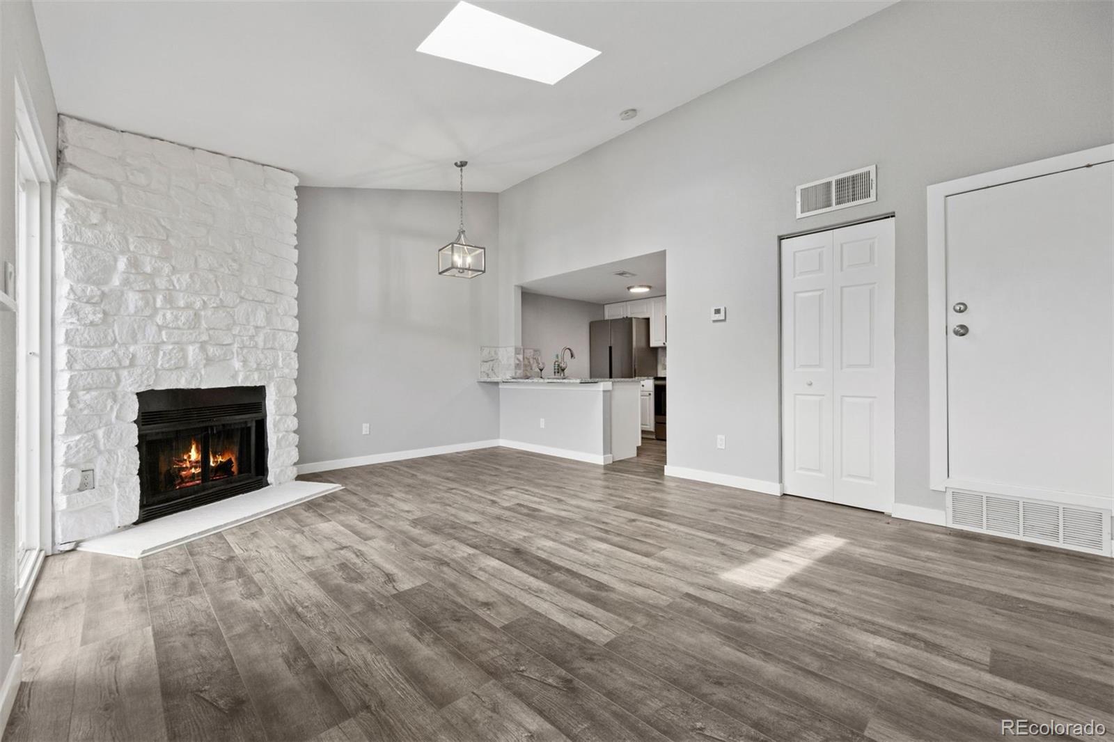 MLS Image #19 for 3100 s federal boulevard,denver, Colorado
