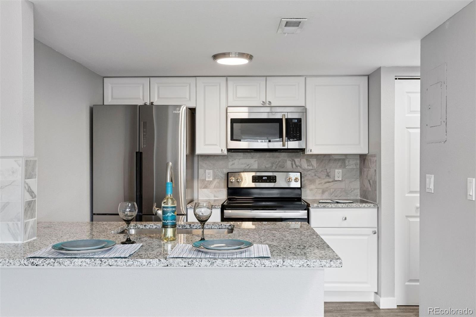 MLS Image #4 for 3100 s federal boulevard,denver, Colorado