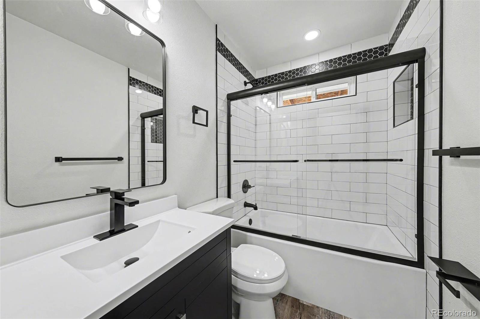 MLS Image #14 for 908  applewood court,fort lupton, Colorado