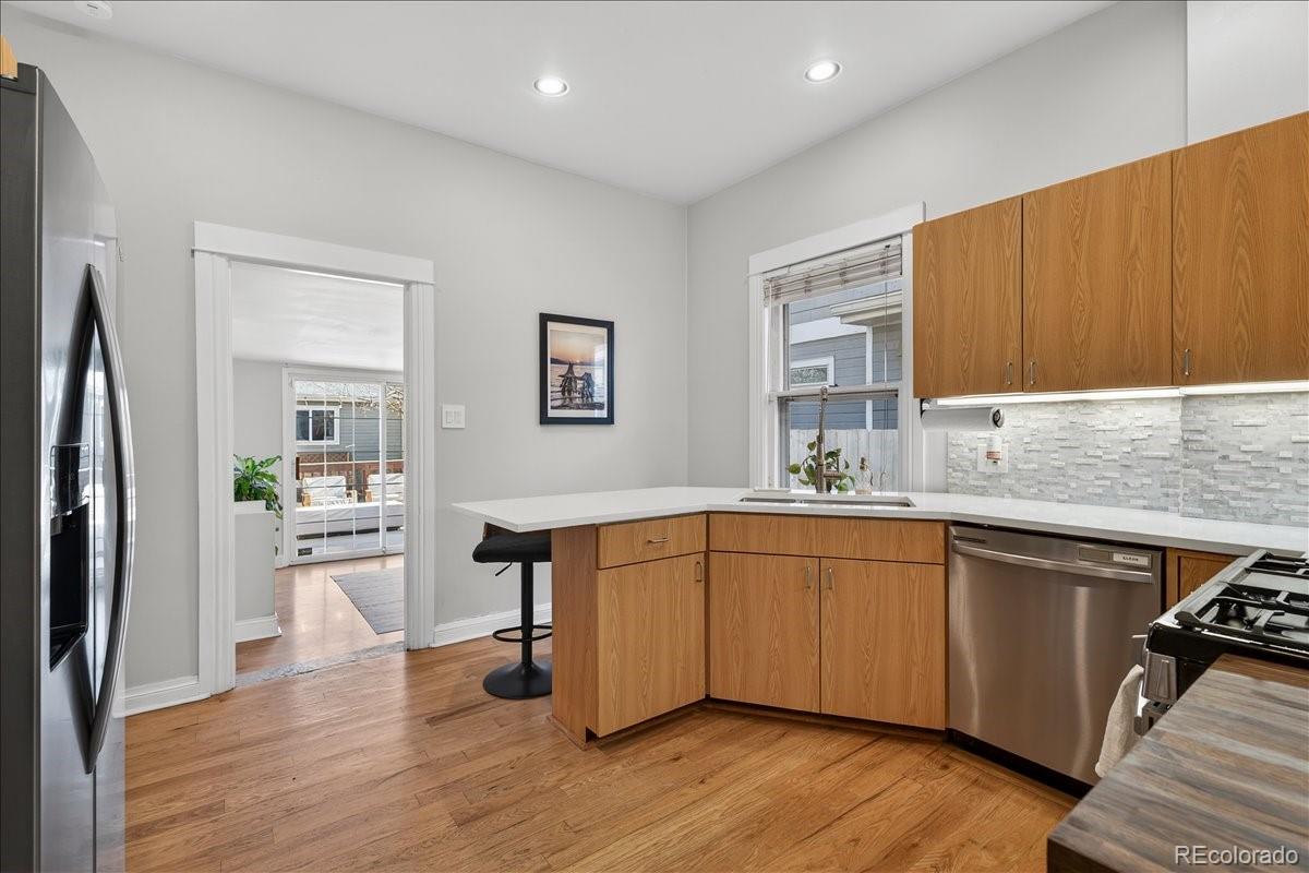 MLS Image #16 for 854 s clarkson street,denver, Colorado