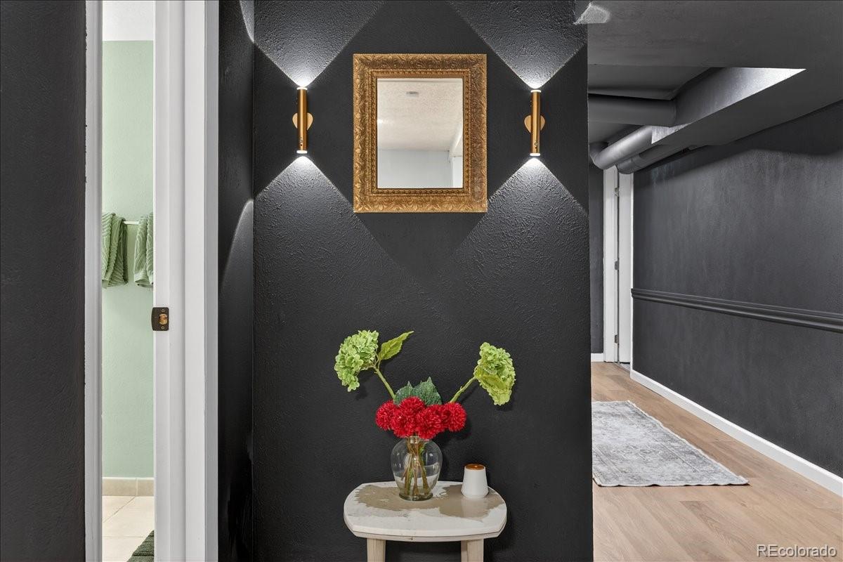 MLS Image #33 for 854 s clarkson street,denver, Colorado