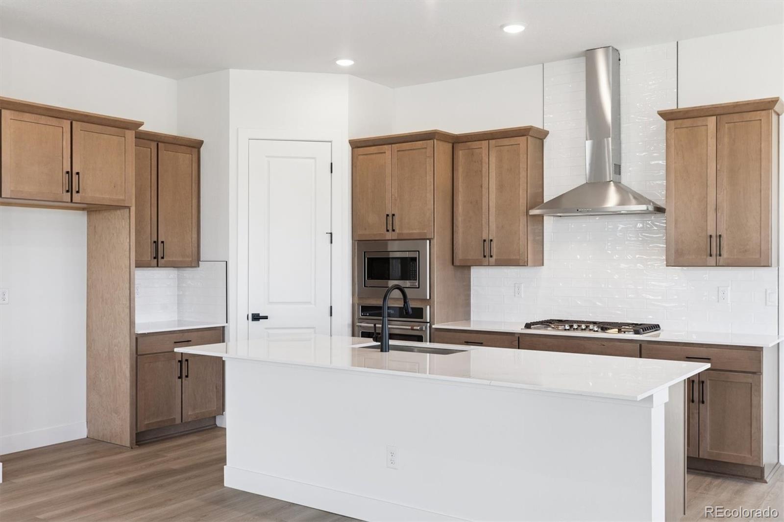MLS Image #10 for 8719  yellowcress street,littleton, Colorado