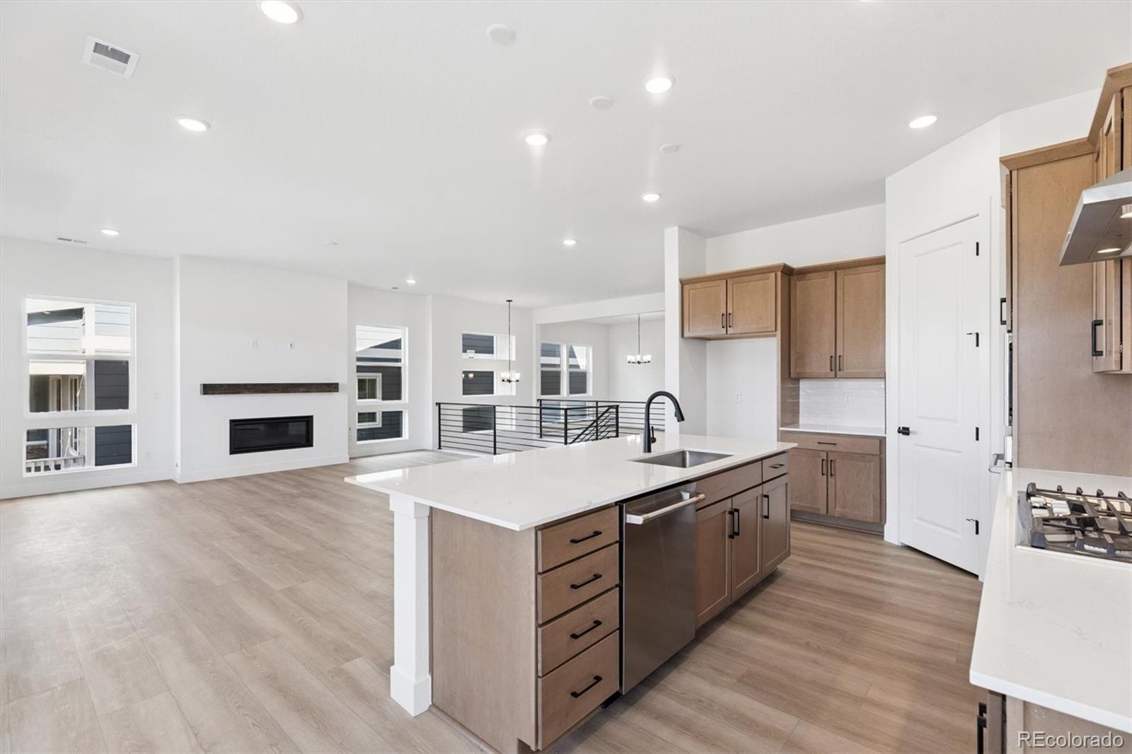 MLS Image #13 for 8719  yellowcress street,littleton, Colorado