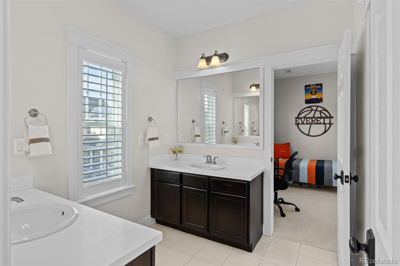 MLS Image #30 for 8161 e 33rd avenue,denver, Colorado