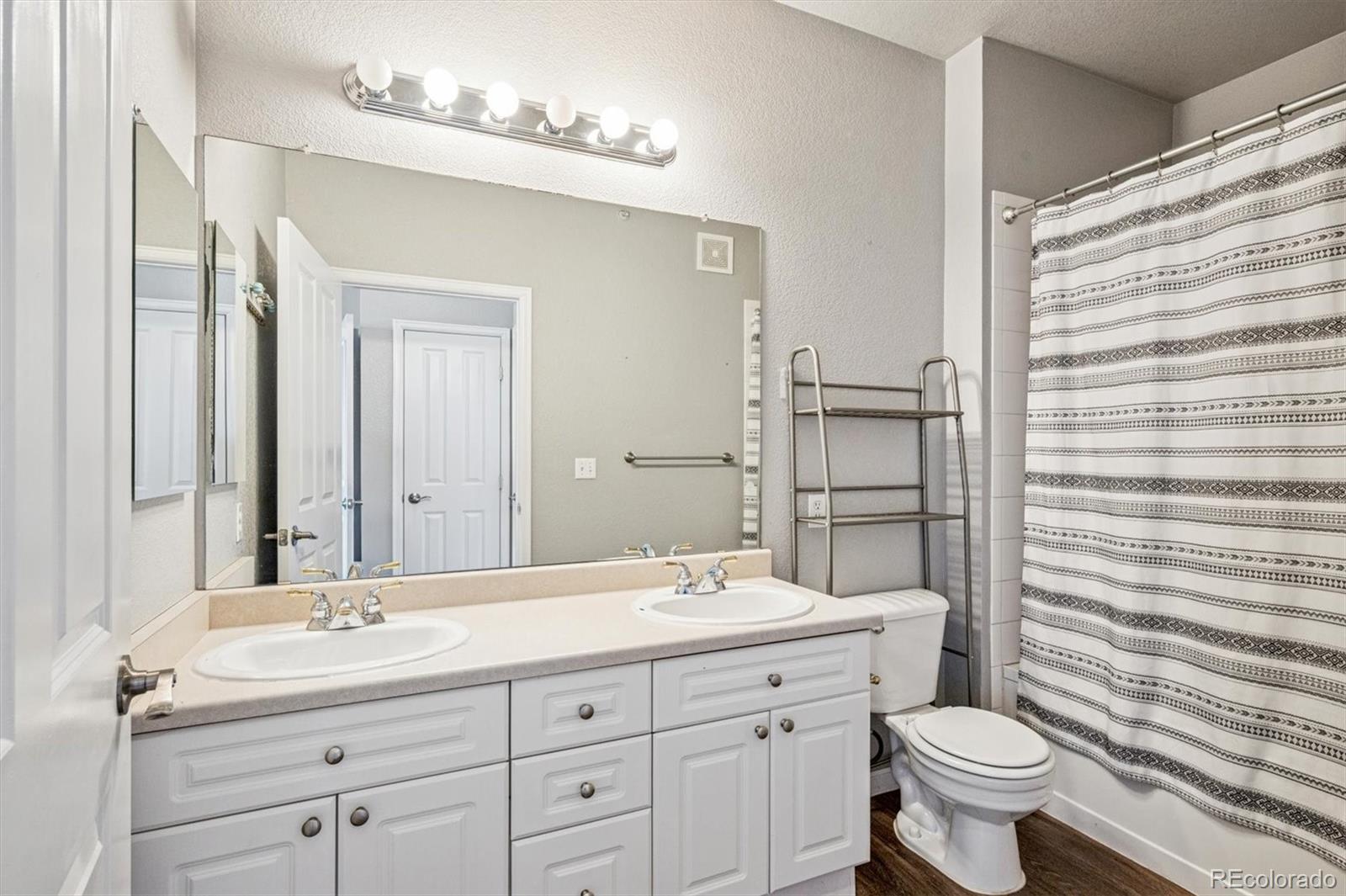 MLS Image #13 for 8354 s holland way,littleton, Colorado