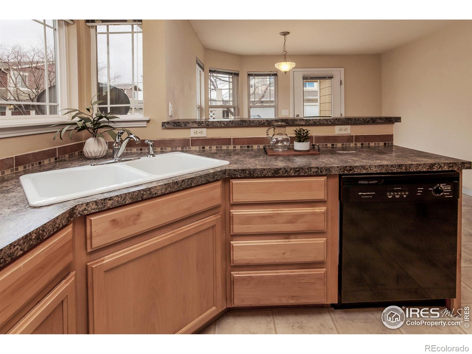 MLS Image #18 for 2557  limon drive,fort collins, Colorado