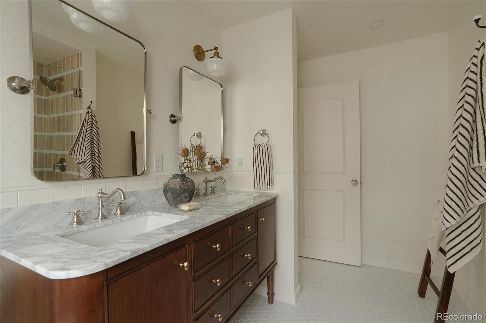 MLS Image #20 for 4198 s washington street,englewood, Colorado