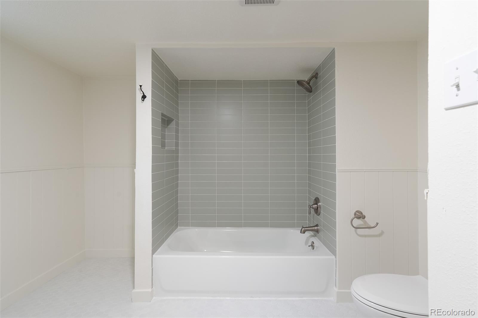 MLS Image #27 for 4198 s washington street,englewood, Colorado