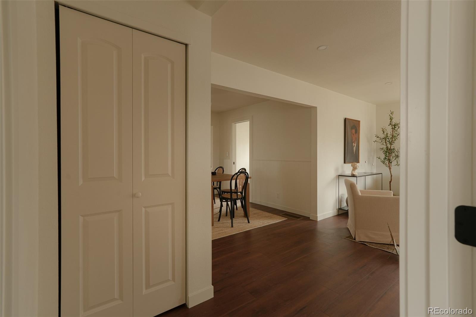 MLS Image #5 for 4198 s washington street,englewood, Colorado