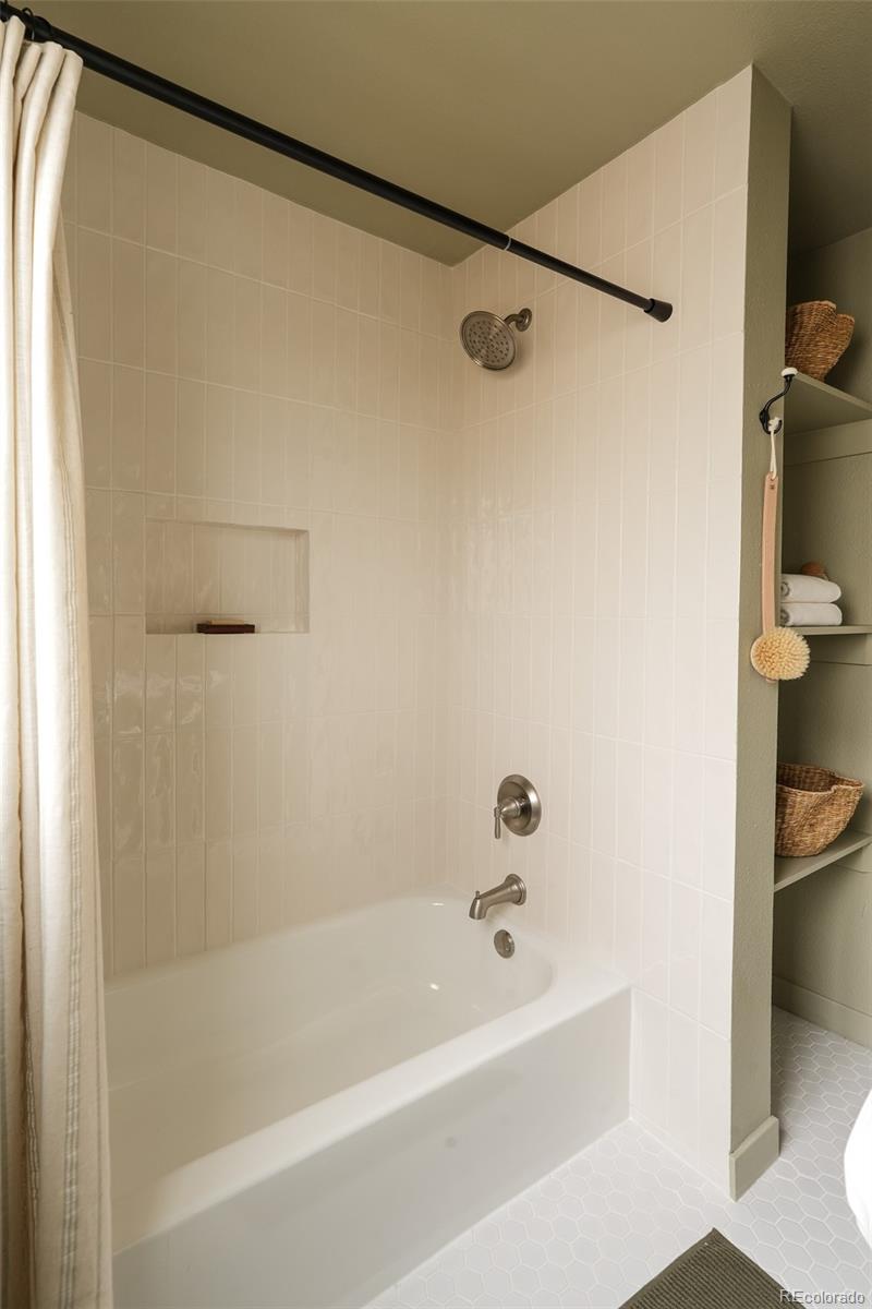 MLS Image #8 for 4198 s washington street,englewood, Colorado