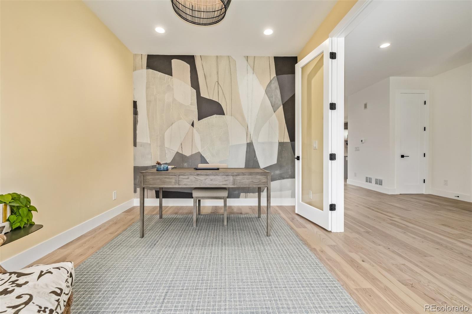 MLS Image #7 for 2955 n fillmore street,denver, Colorado
