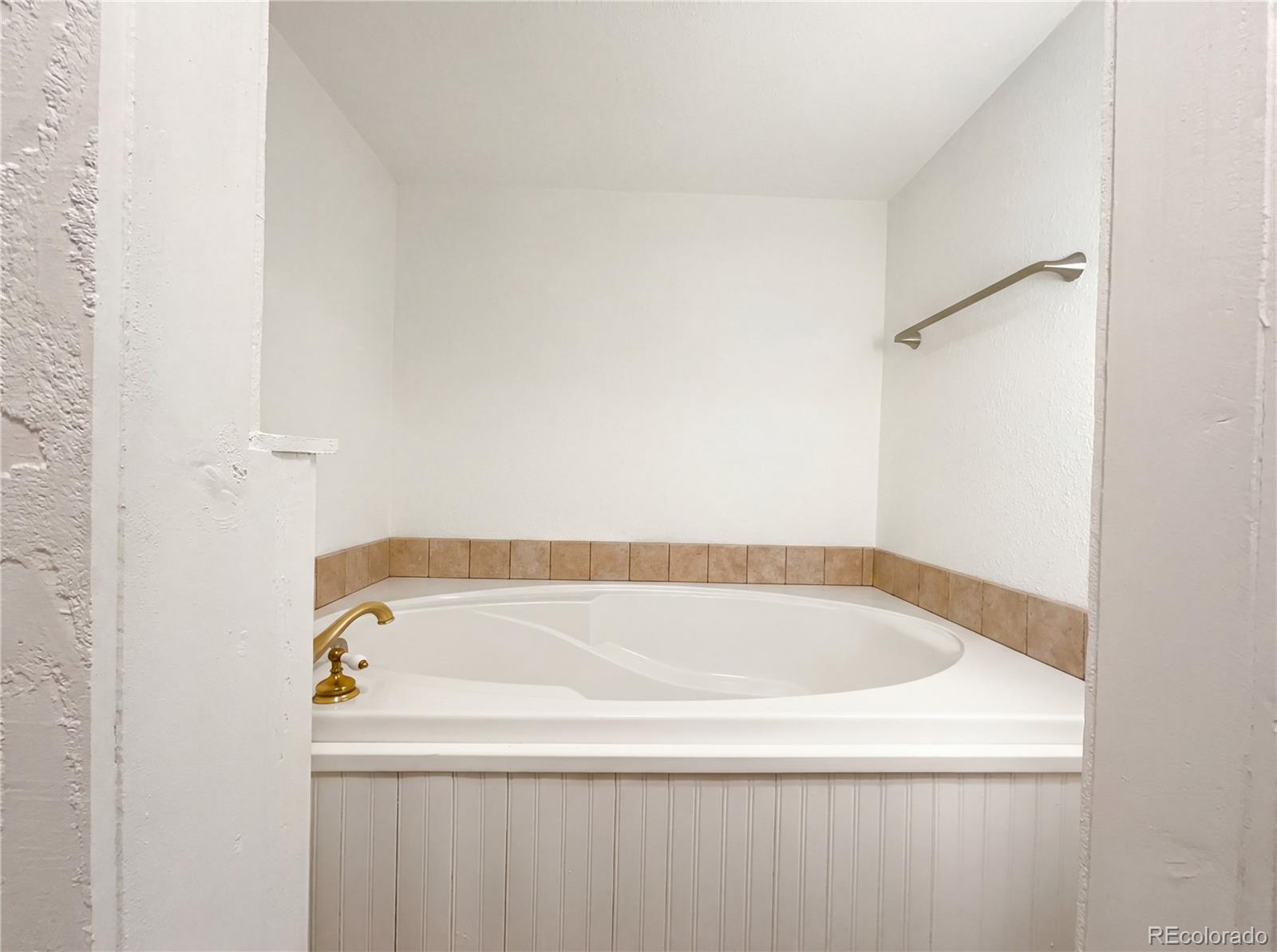 MLS Image #22 for 3000  sundown drive,berthoud, Colorado