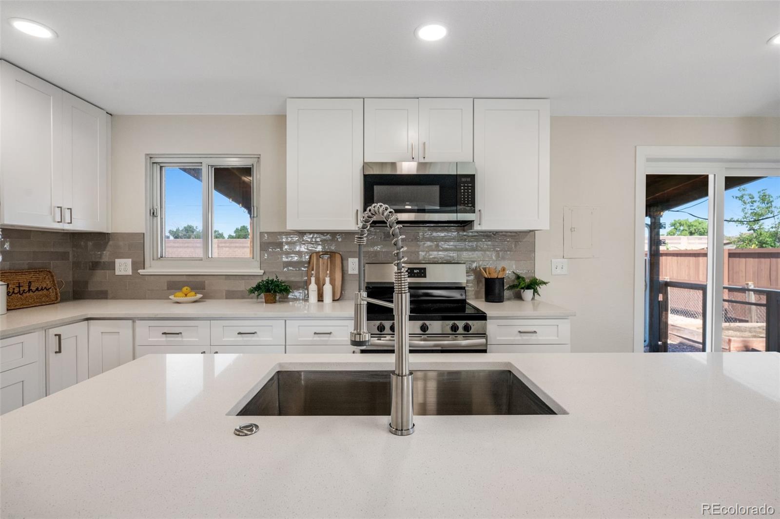 MLS Image #10 for 2507 n zion street,aurora, Colorado