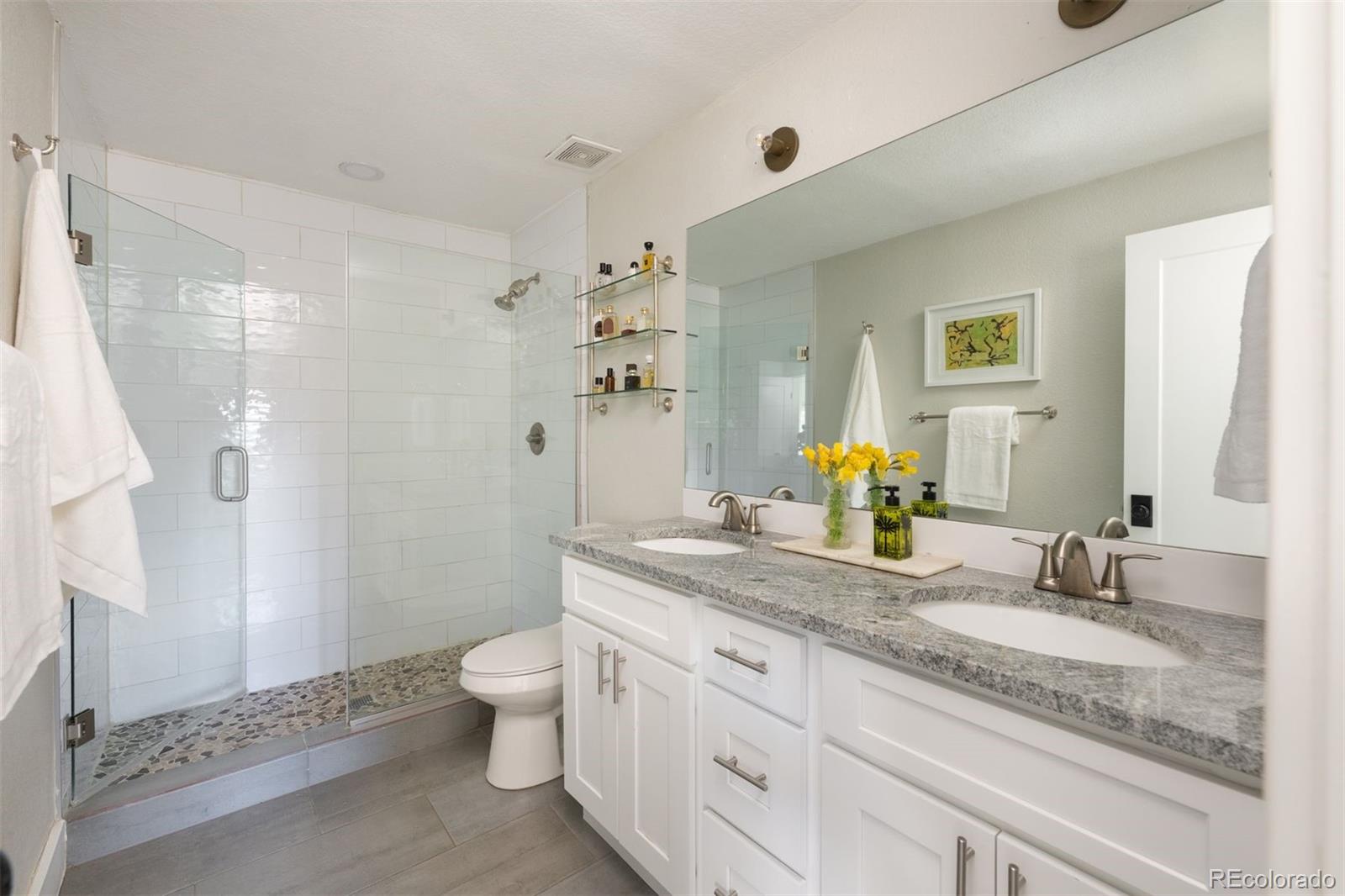 MLS Image #12 for 3310 s elm street,denver, Colorado