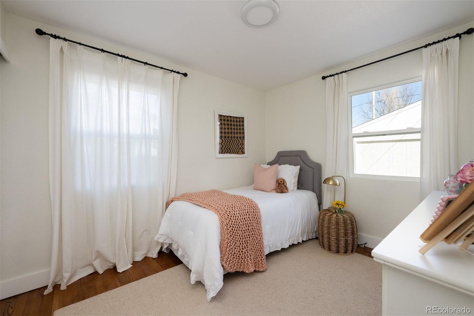 MLS Image #16 for 3310 s elm street,denver, Colorado