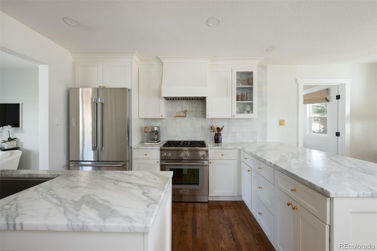 MLS Image #3 for 3310 s elm street,denver, Colorado